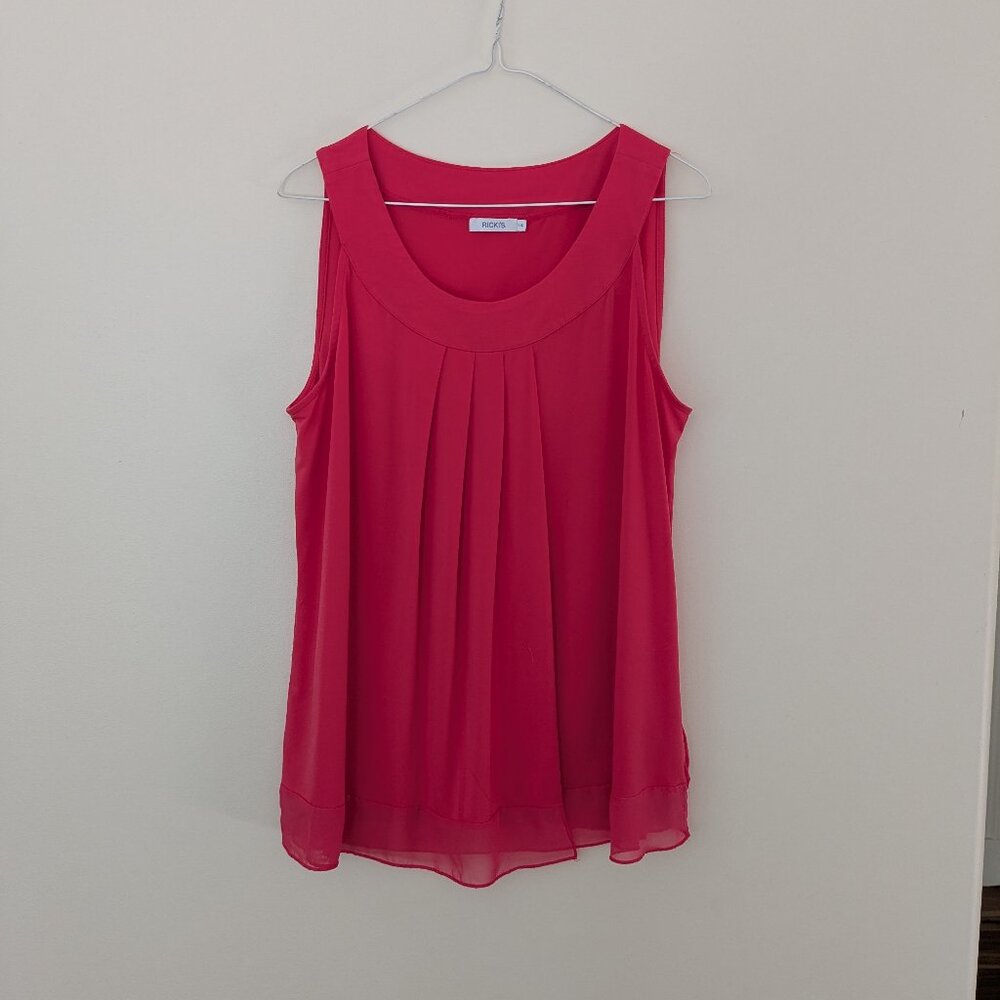 Sleeveless blouse